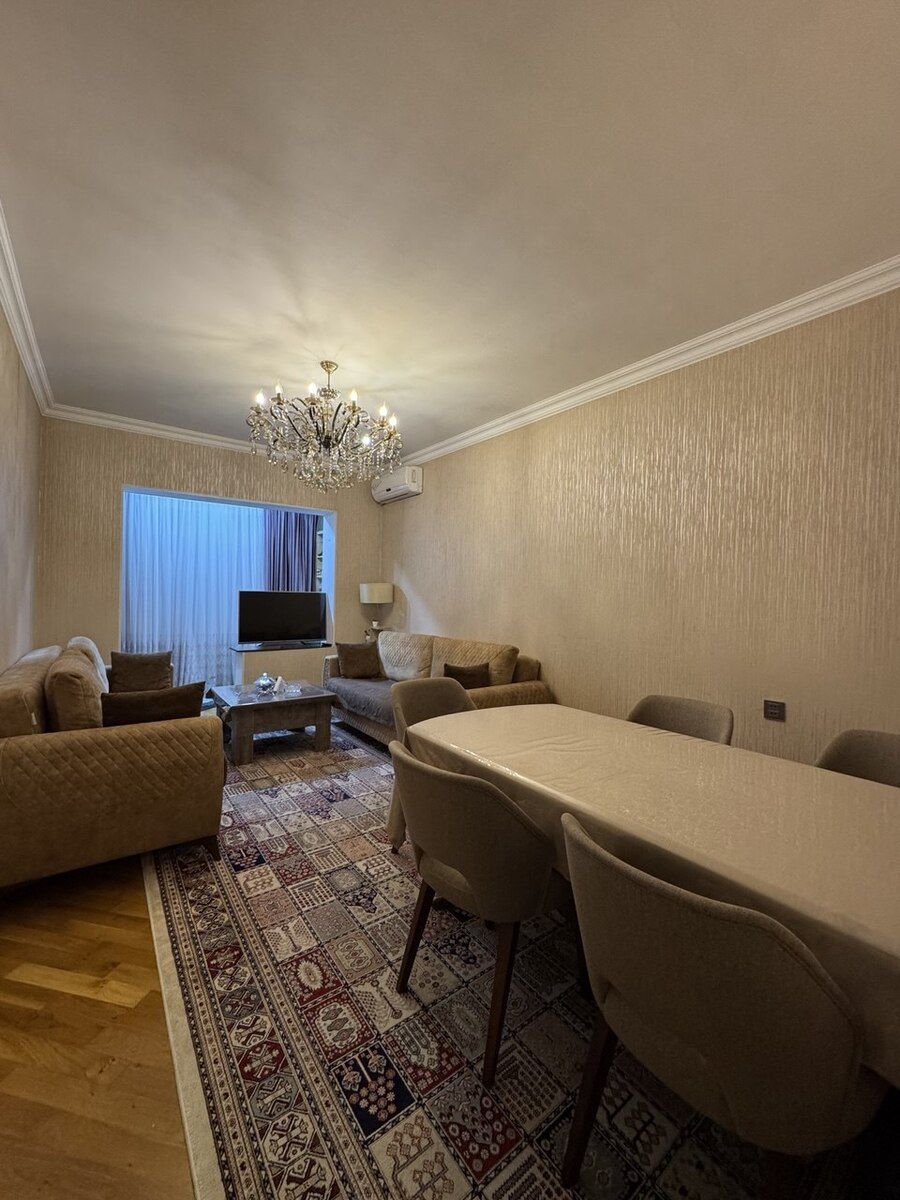 Satılır 3 otaqlı köhnə tikili 100 m² — Mənzil, Bakı (3)