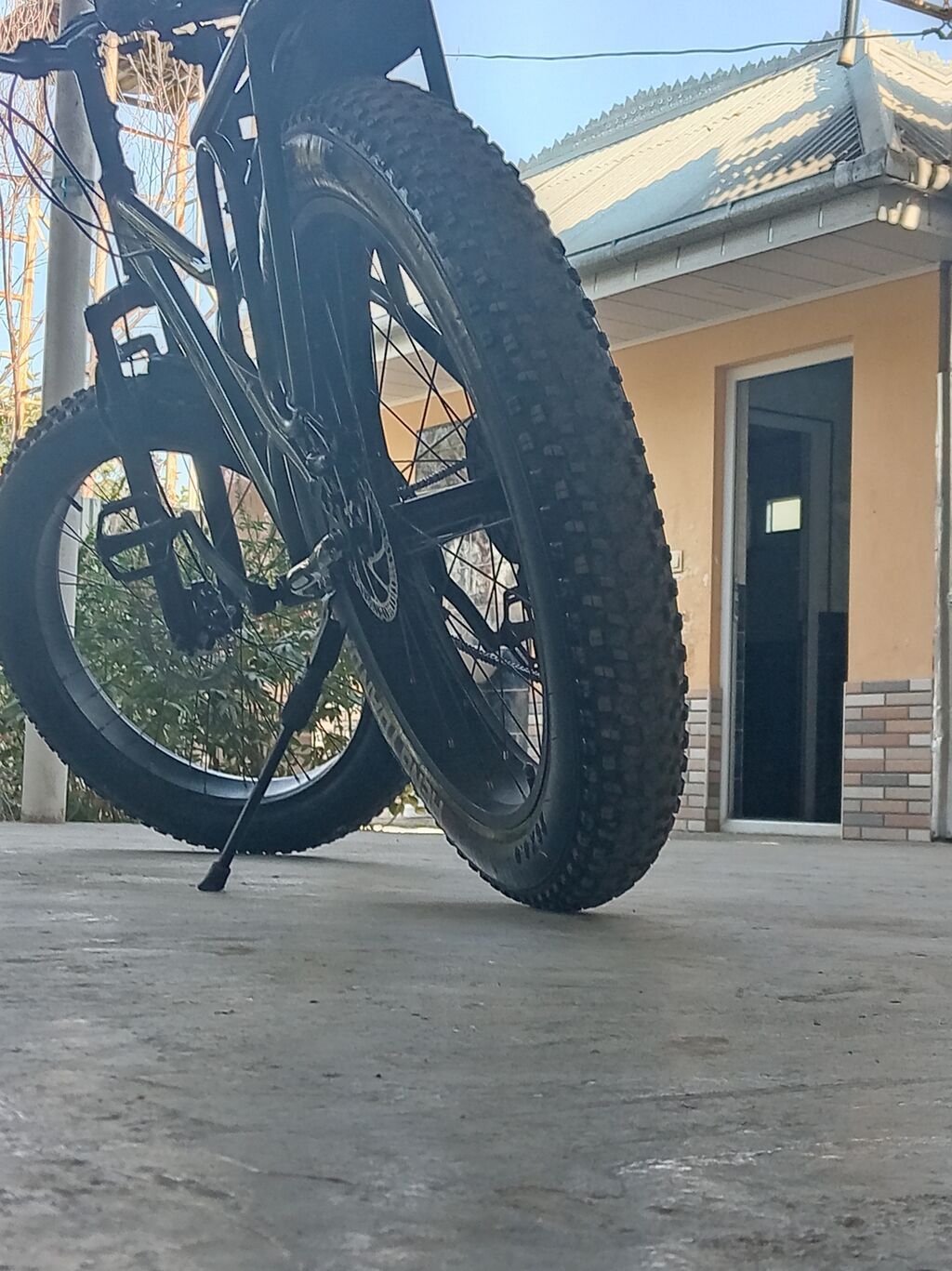 Fat Bike dağ velosipedi - 26x4.0 düym “fat” təkərlər: qum, qar — Velosipedlər, Ucar (9)