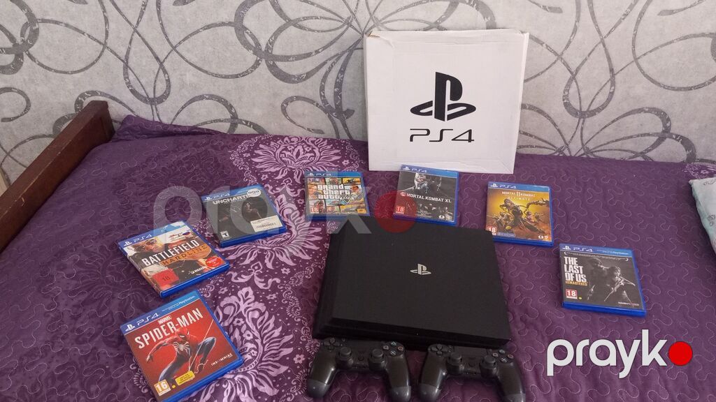 PS4 oyun diskləri və PS4 konsolu üçün tam dəst Dəstdə olanlar: - — Elektronika, Bakı (2)