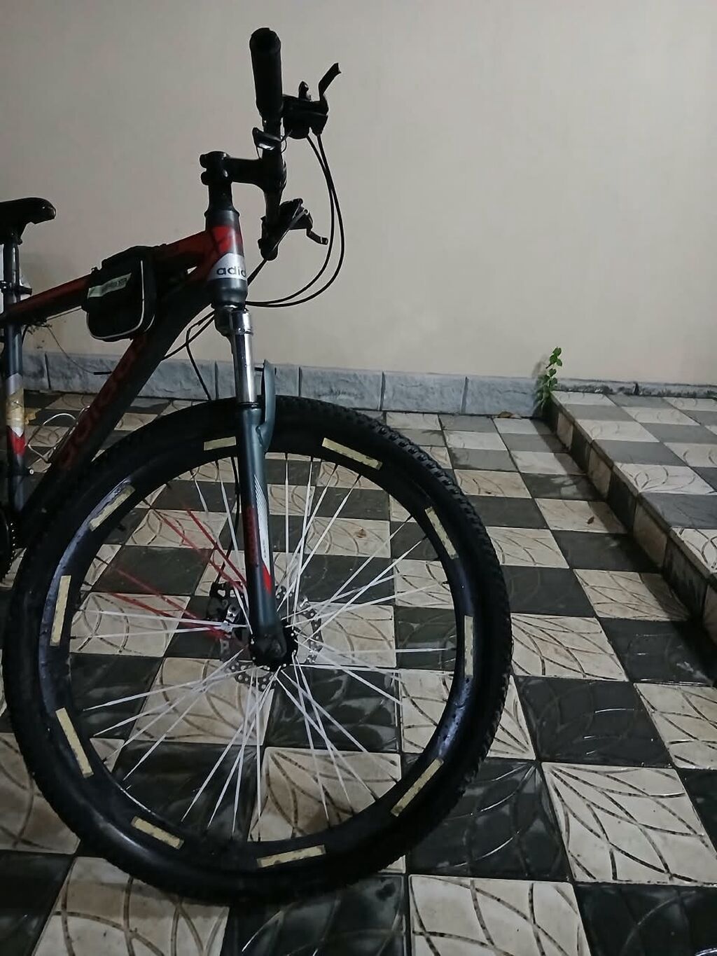 29 luq velosiped 2ci el herşeyi qaydasında 2 prablem var sadəcə — Avto, Gəncə (10)