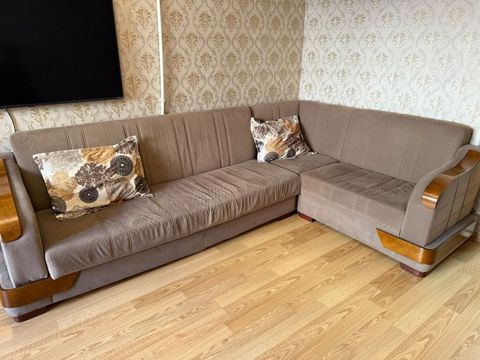 Divan satılır 200₼. Açılır bazası var.Ünvan Yeni — Min bir xirdavat dunyasi — Sofas