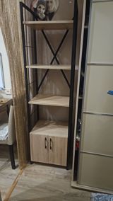Metall çərçivəli açıq rəfli kitablıq/dolab - Loft üslubunda dizayn — Mebel