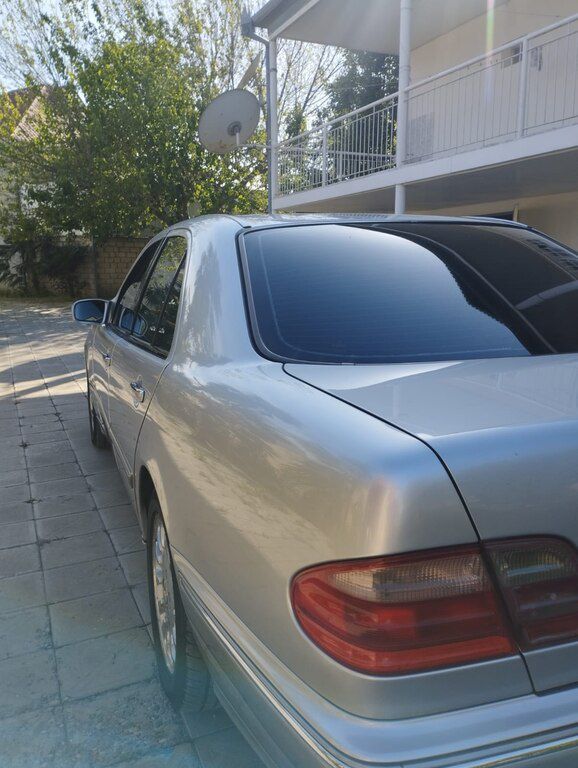 Mercedes E 240, 2.6 L, 2000 il, 380 000 km — Avtomobillər, Ağcabədi (6)