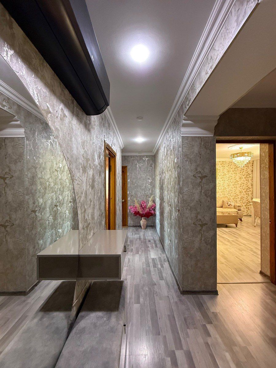Satılır 4 otaqlı köhnə tikili 90 m² — Mənzil, Bakı (3)