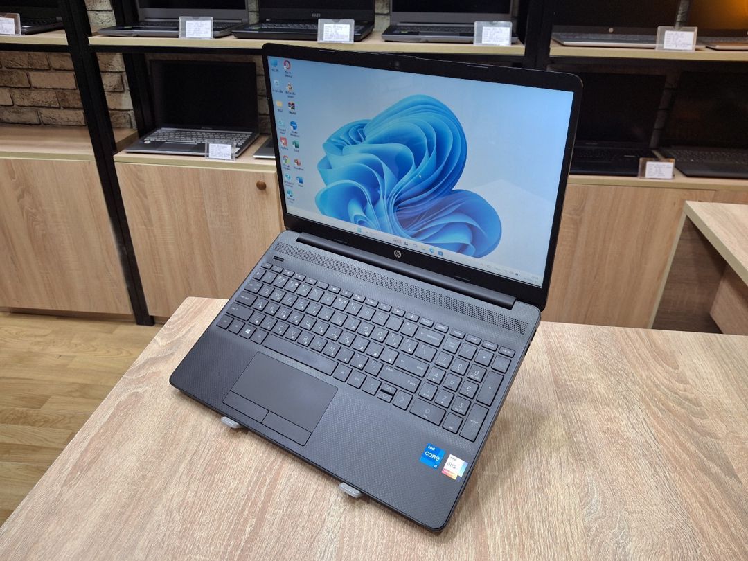Noutbuk HP i5 1135G7 16gb Ram 256gb ssd — Elektronika, Bakı