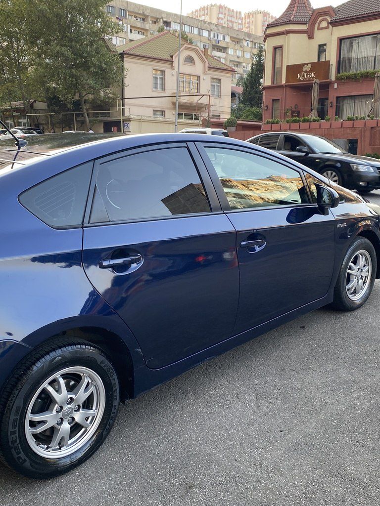 Toyota Prius, 1.8 L, 1.3 kWh, 2013 il, 280 000 km — Avtomobillər, Bakı (6)