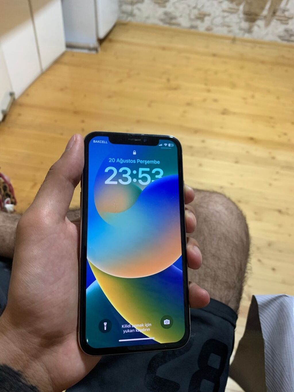 IPhone X, 64 GB, Qara