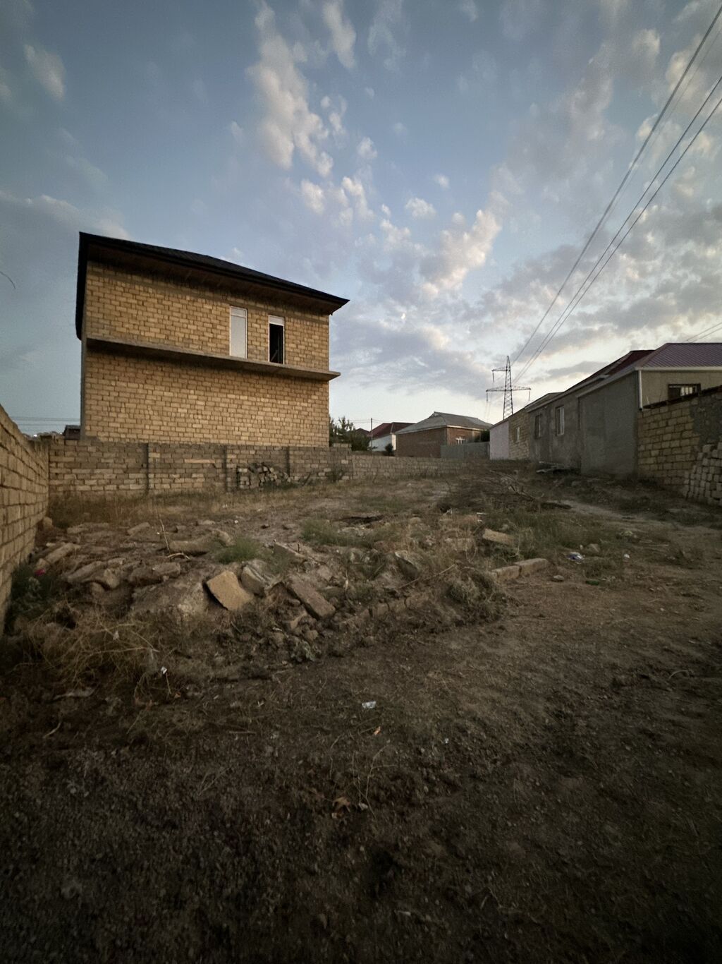 25 sot, Tikinti, Mülkiyyətçi, Bələdiyyə, Texniki pasport, Müqavilə — Torpaq, Xırdalan (2)