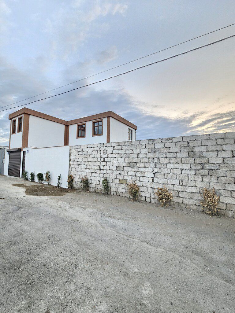 Satılır 4 otaqlı həyət evi/bağ evi 150 m² — Ev, villa, Bakı