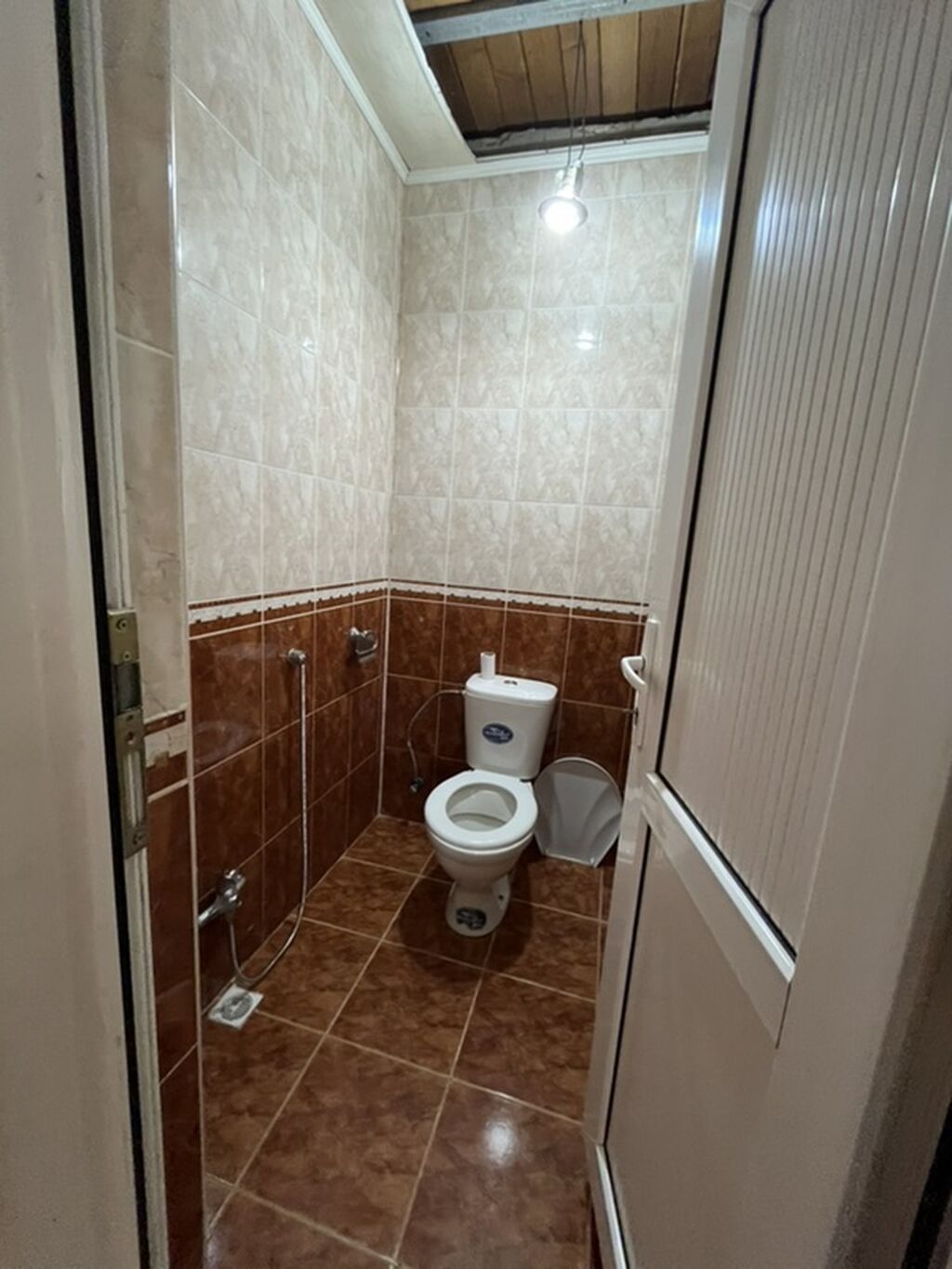 Saray 7 otaqlı, 260 kv. m, Orta təmir — Daşınmaz əmlak, Bakı (6)