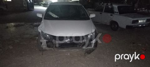 Honda Insight, 1.3 L, 0.58 kWh, 2011 il, 140 000 km