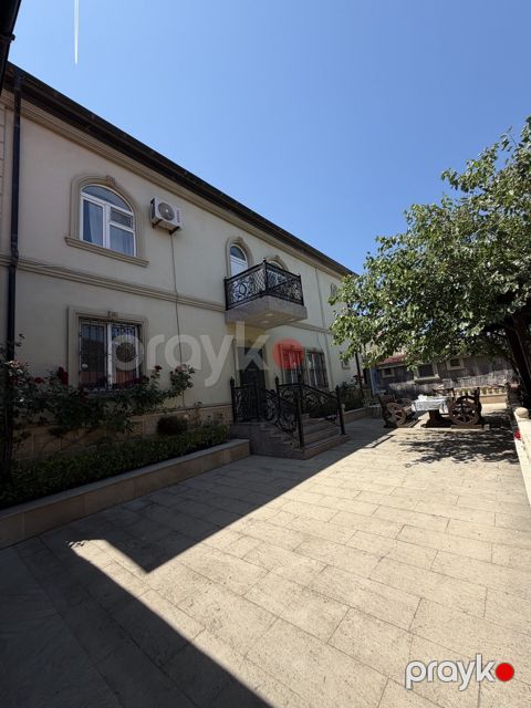 İcarəyə verilir 5 otaqlı həyət evi/bağ evi 300 m² — Bakı