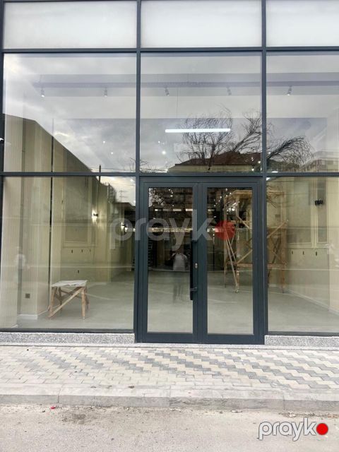 İcarəyə verilir obyekt 142 m²