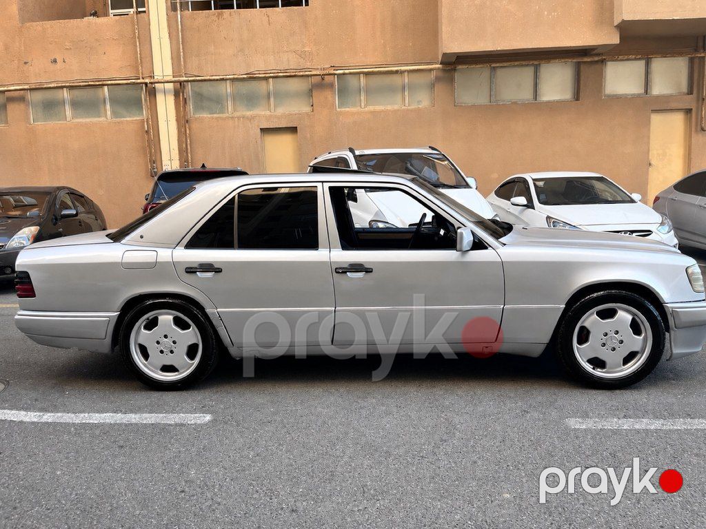 Mercedes E 280, 2.8 L, 1993 il, 378 000 km 90-NP-514 — Avtomobillər, Bakı (4)