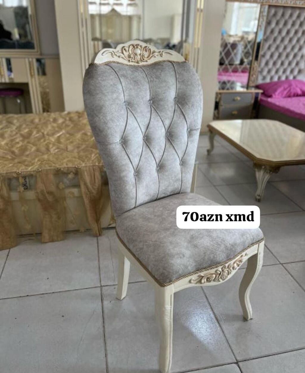 Klassik üslubda yumşaq stul - Rəng: açıq boz oturacaq və arxa hissə