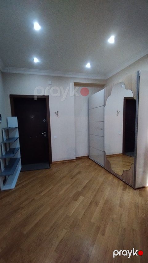 İcarəyə verilir 2 otaqlı yeni tikili 90 m²