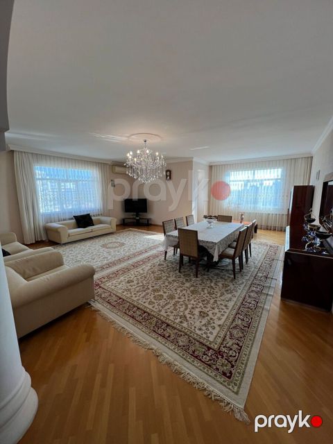 Satılır 3 otaqlı yeni tikili 167 m²