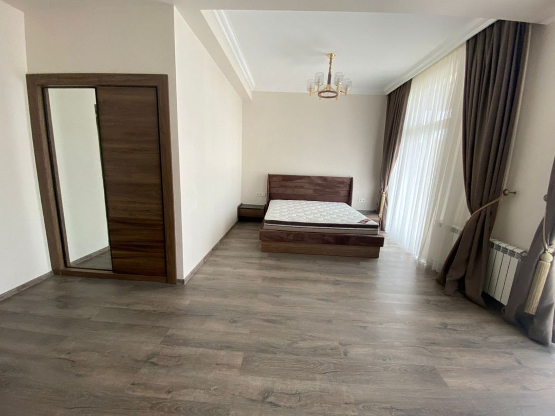 İcarəyə verilir 4 otaqlı yeni tikili 184 m² — Mənzil, Bakı (5)