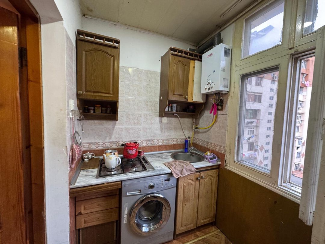 Satılır 2 otaqlı köhnə tikili 65 m² — Mənzil, Bakı (10)