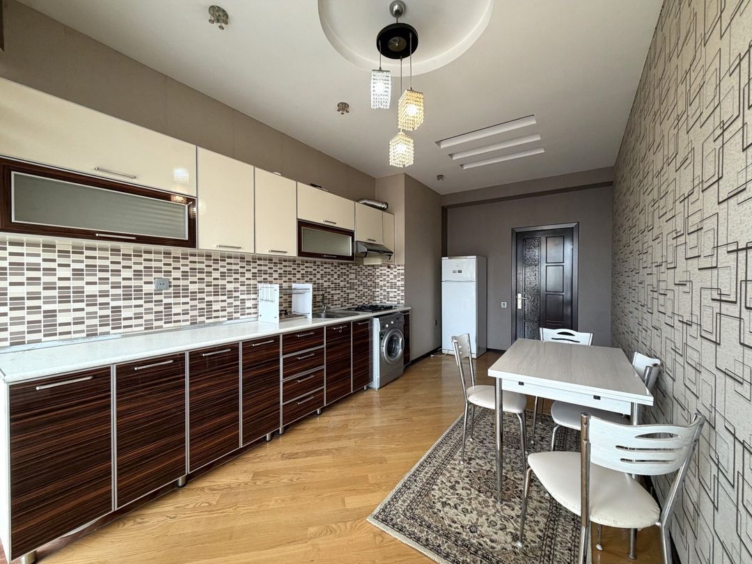 İcarəyə verilir 3 otaqlı yeni tikili 130 m² — Mənzil, Bakı (6)