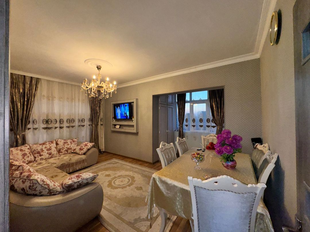 Satılır 2 otaqlı köhnə tikili 60 m² — Mənzil, Bakı