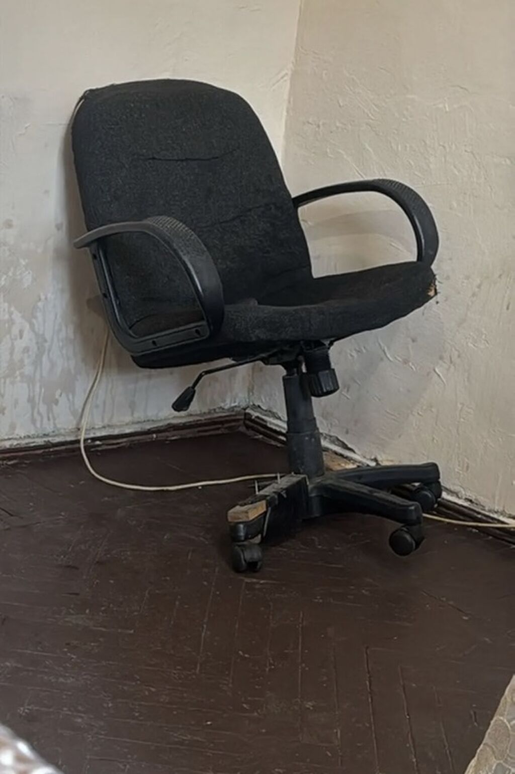 Kreslo temiri ve uzlenmesi adres gellem — Ofis mebeli, Bakı (2)