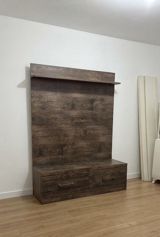 Tv stend 110 manat.Catdirilma odenisle .Unvan Bakixanov E — Mebel