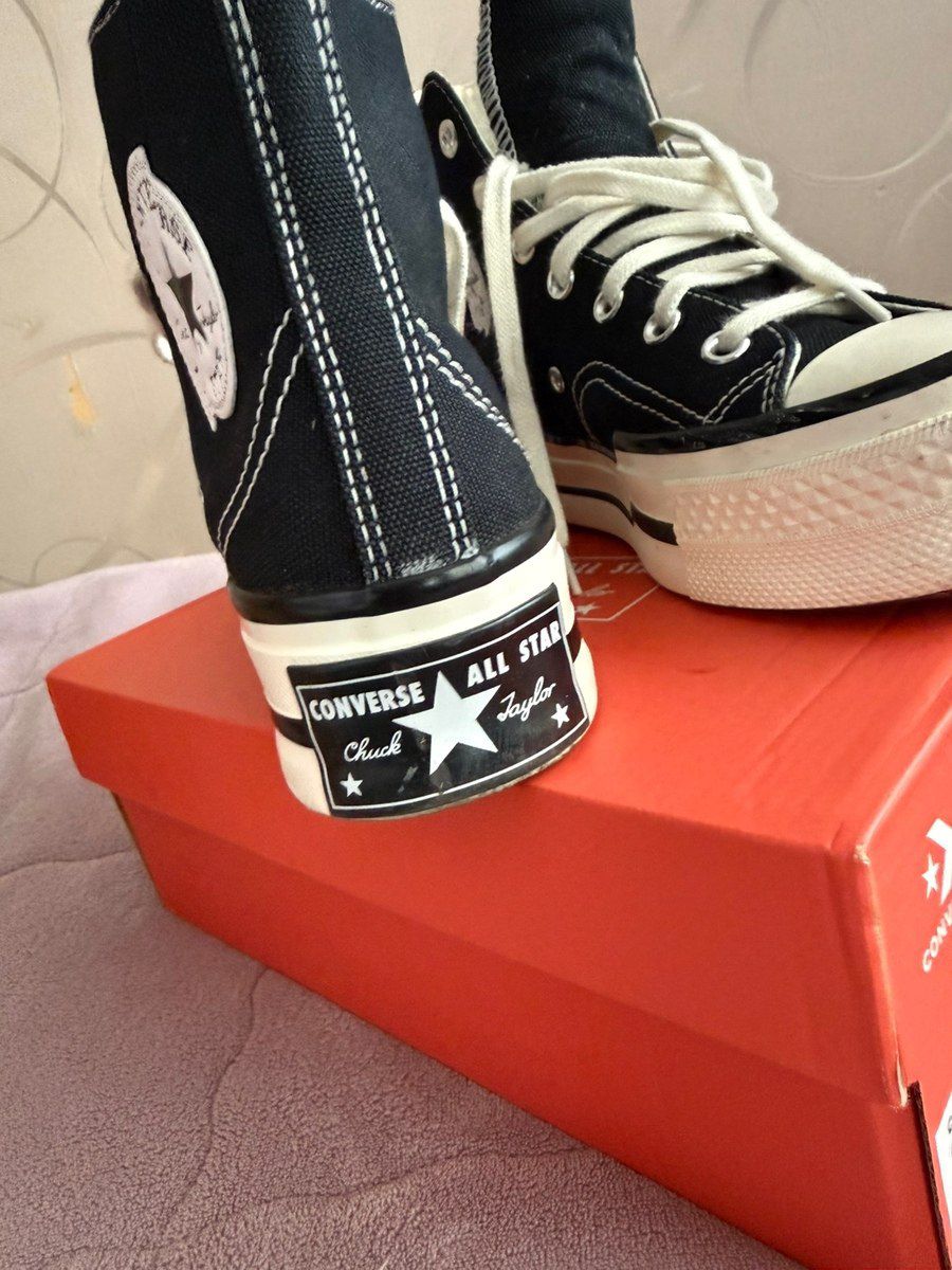 Ked Converse — Şəxsi əşyalar, Bakı (3)
