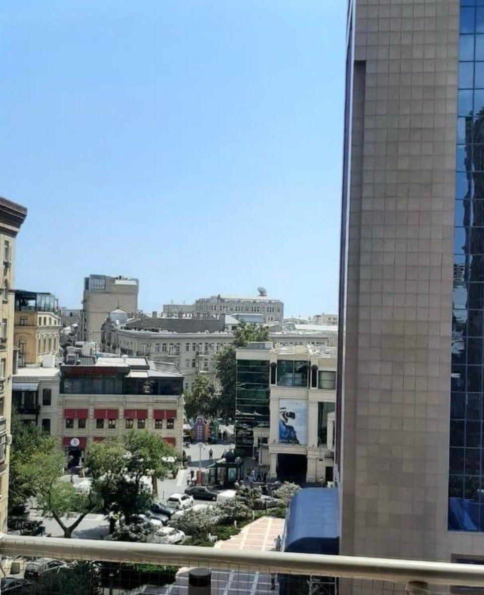 İcarəyə verilir 4 otaqlı yeni tikili 211 m² — Mənzil, Bakı (12)