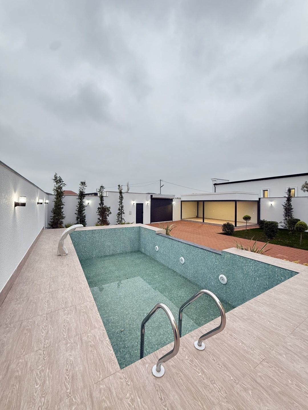 Satılır 5 otaqlı həyət evi/bağ evi 260 m² — Ev, villa, Bakı (7)