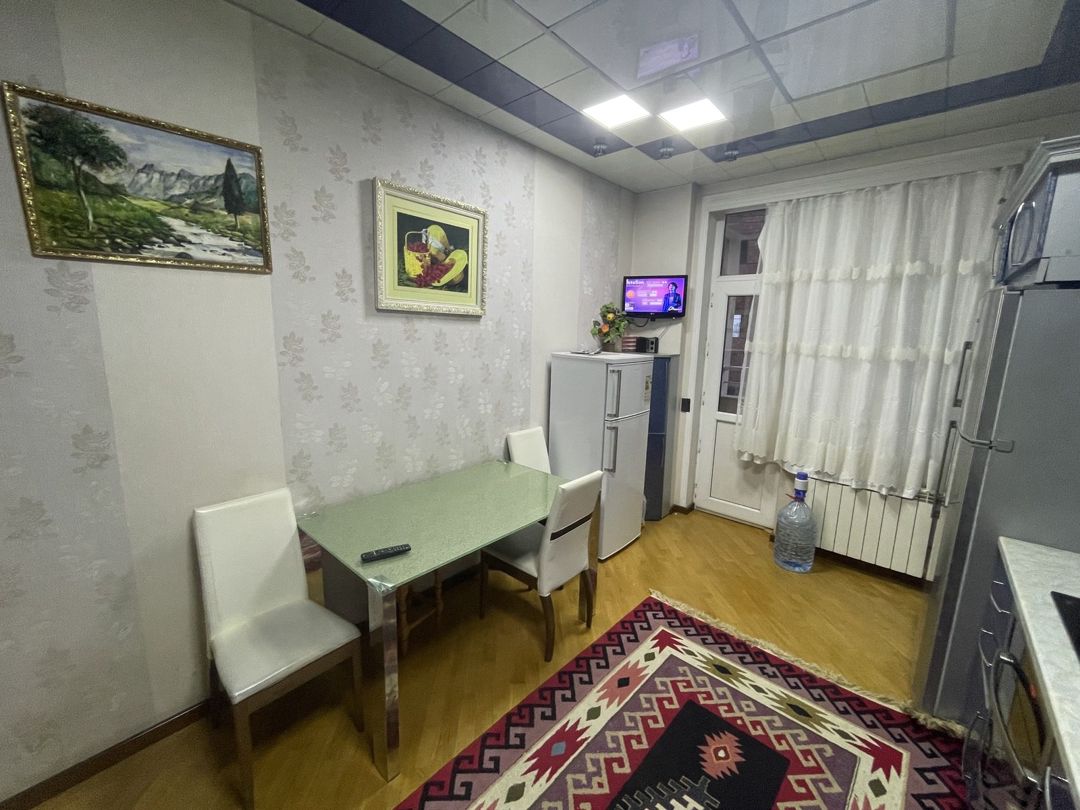 İcarəyə verilir 3 otaqlı yeni tikili 134 m² — Mənzil, Bakı (10)