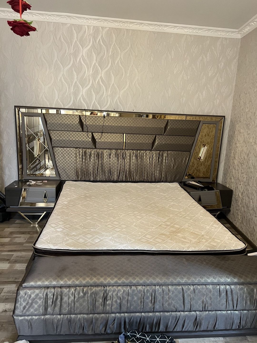 Yataq otağı mebeli — Mallar, Bakı (2)