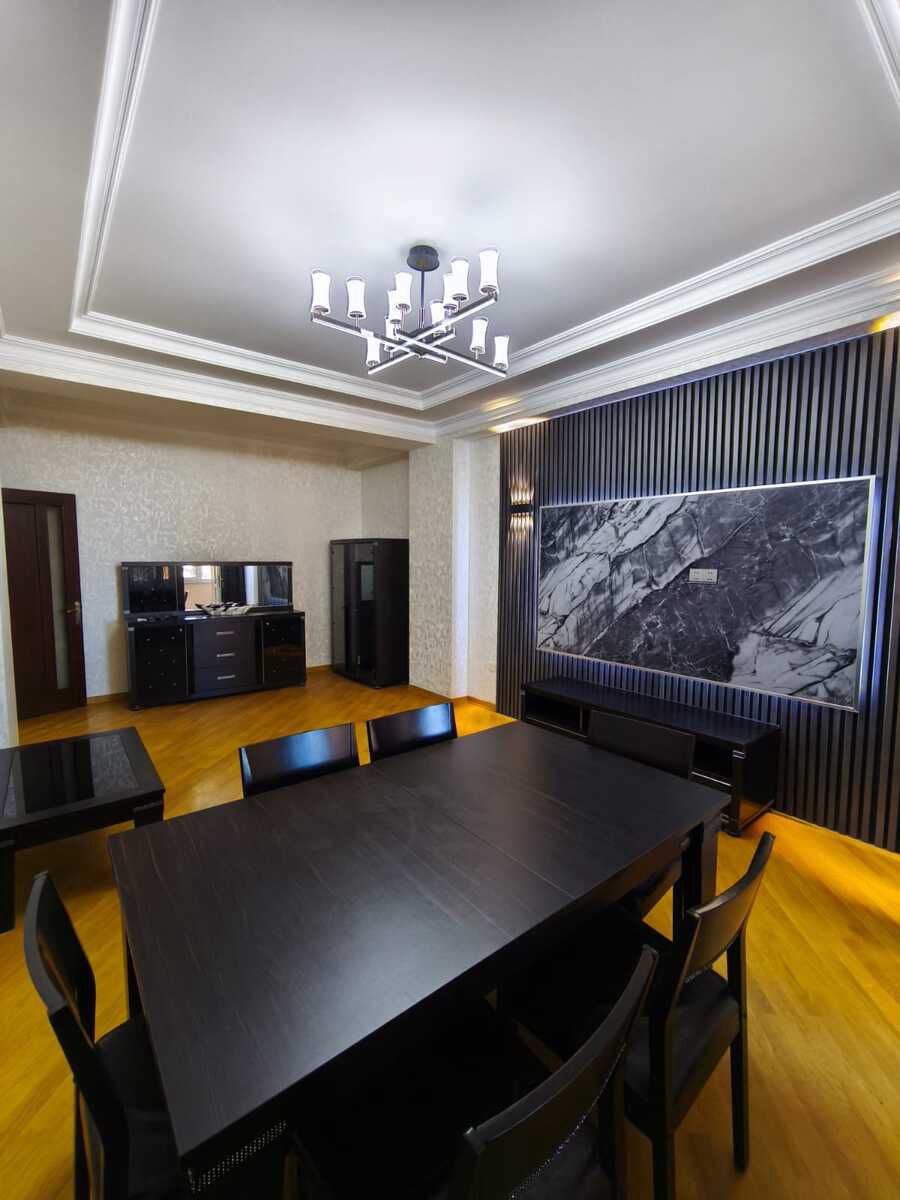 Satılır 3 otaqlı yeni tikili 132 m² — Mənzil, Bakı (2)