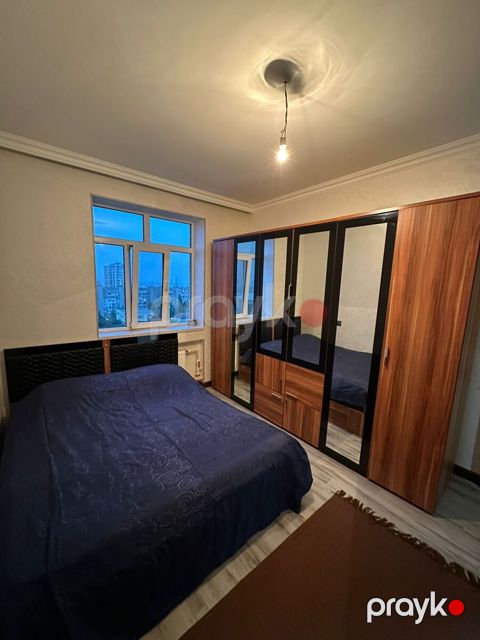 Satılır 3 otaqlı köhnə tikili 85 m²