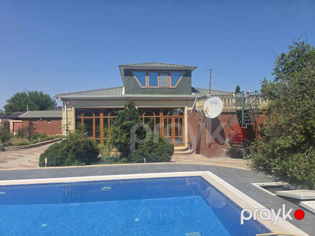 Satılır 8 otaqlı həyət evi/bağ evi 350 m² — Ev, villa, Bakı (3)