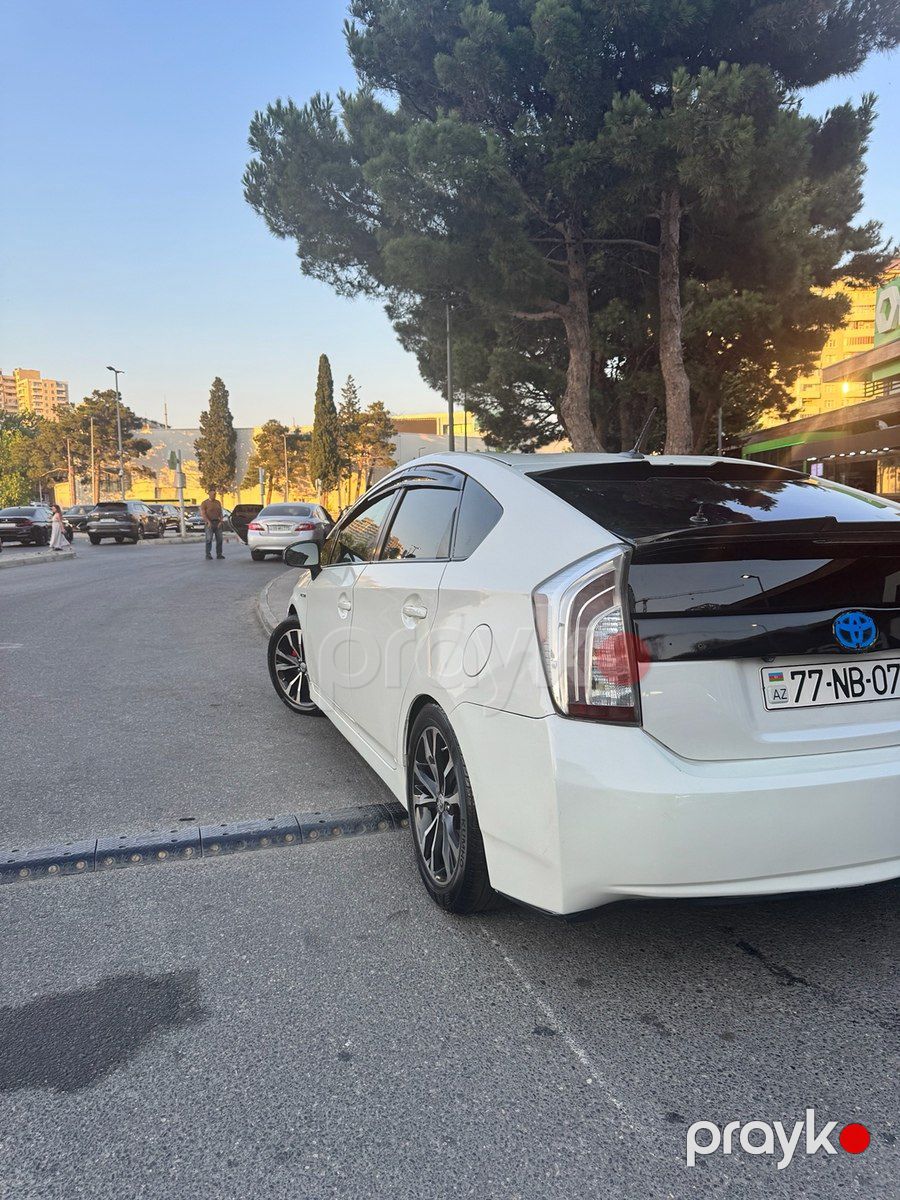 Toyota Prius, 2014 il — Avtomobillər, Bakı (4)