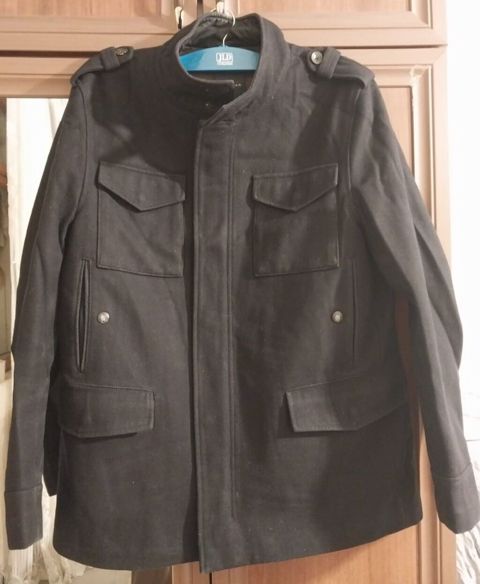 ZARA MAN kişi plaşı/jaketi - Rəng: qara - Üslub: hərbi/militar tipli