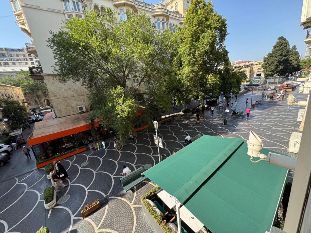 Satılır 2 otaqlı köhnə tikili 70 m² — Mənzil, Bakı (4)