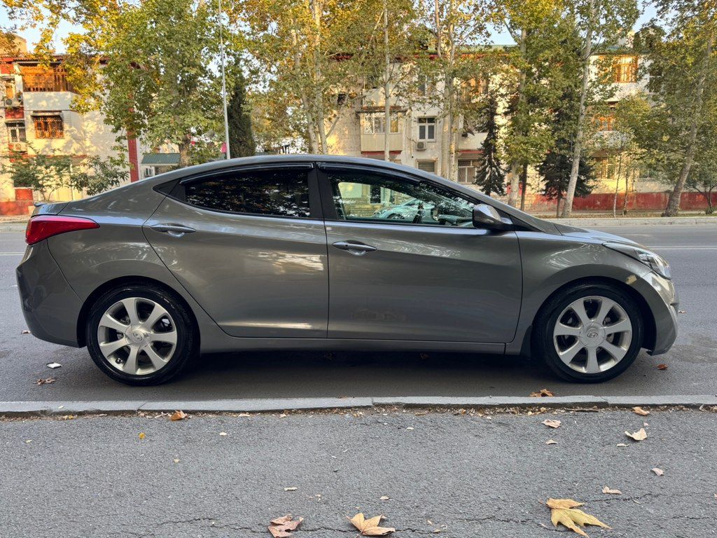 Hyundai Elantra, 1.8 L, 2013 il, 178 000 km — Avtomobillər, Yevlax (4)