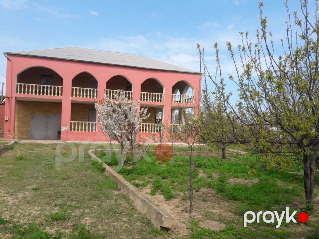Satılır 5 otaqlı həyət evi/bağ evi 200 m² — Ev, villa, Bakı (3)