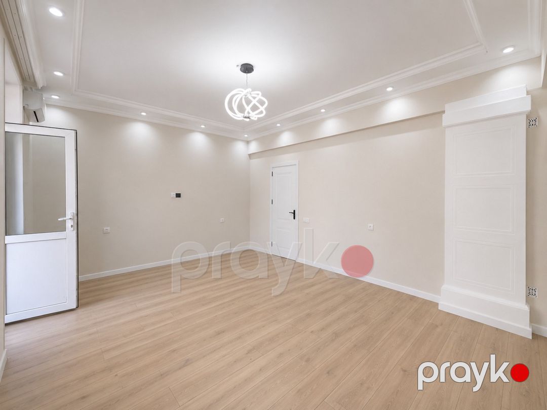 Satılır 2 otaqlı köhnə tikili 58 m² — Mənzil, Bakı (4)