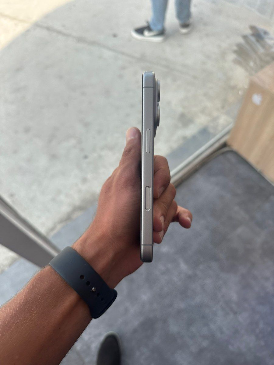 Apple iPhone 17 Pro Silver 1TB/12GB — Smartfonlar, Bakı (3)
