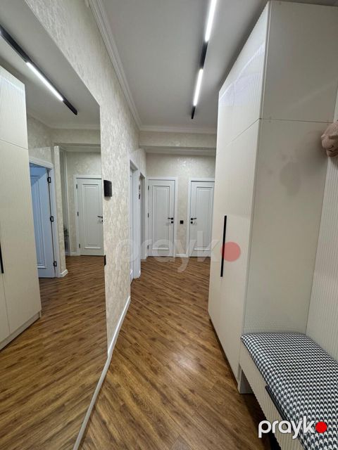 Satılır 3 otaqlı köhnə tikili 63 m²
