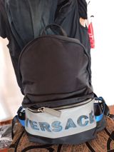 Hec bir cirig sokuyu yoxdu iç cibleri de qaydasindadir Versace — Asif