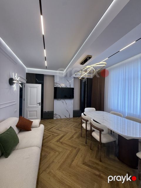 Satılır 3 otaqlı yeni tikili 90 m²