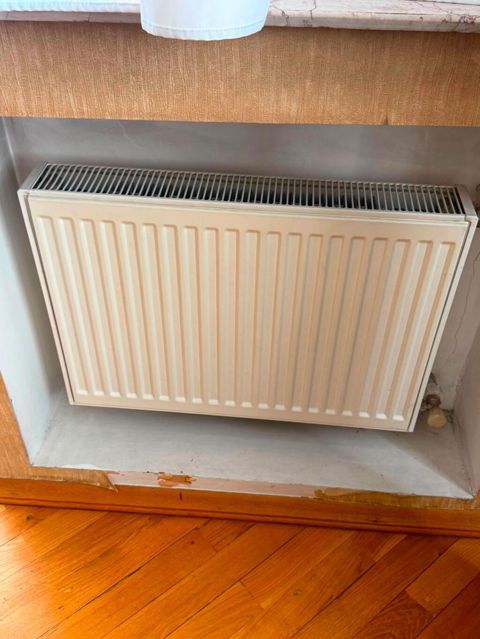 Radiator 2eded 30azn biri Azadliq inqlab kesişmesi 2085 leli