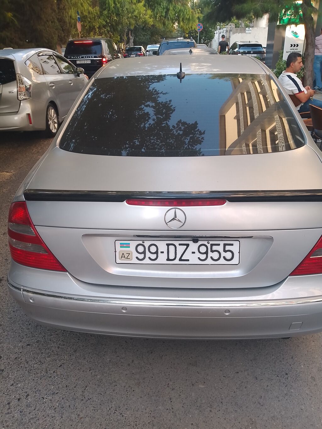 Mercedes-Benz E-Class sedan (W211), gümüşü rəng. - Kuzov: 4 qapılı — Avtomobillər, Bakı (8)