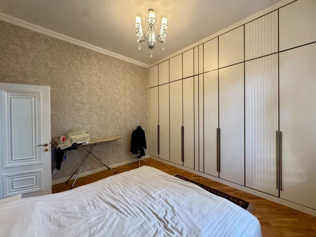 Satılır 7 otaqlı həyət evi/bağ evi 400 m² — Ev, villa, Bakı (8)