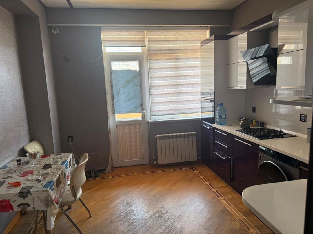3-otaqlı yeni tikili kirayə verilir, Əhmədli m., 130 m² — Mənzil, Bakı (8)