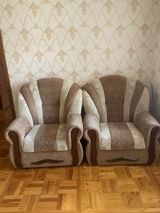 Qonaq otağı üçün 2 ədəd yumşaq kreslo dəsti. Kreslolar klassik — Mebel
